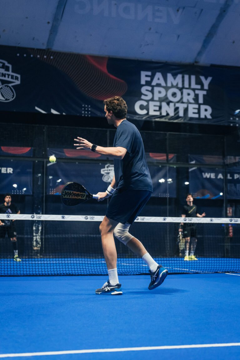 Jugador en el torneo Padel Team Gourmet en Valencia